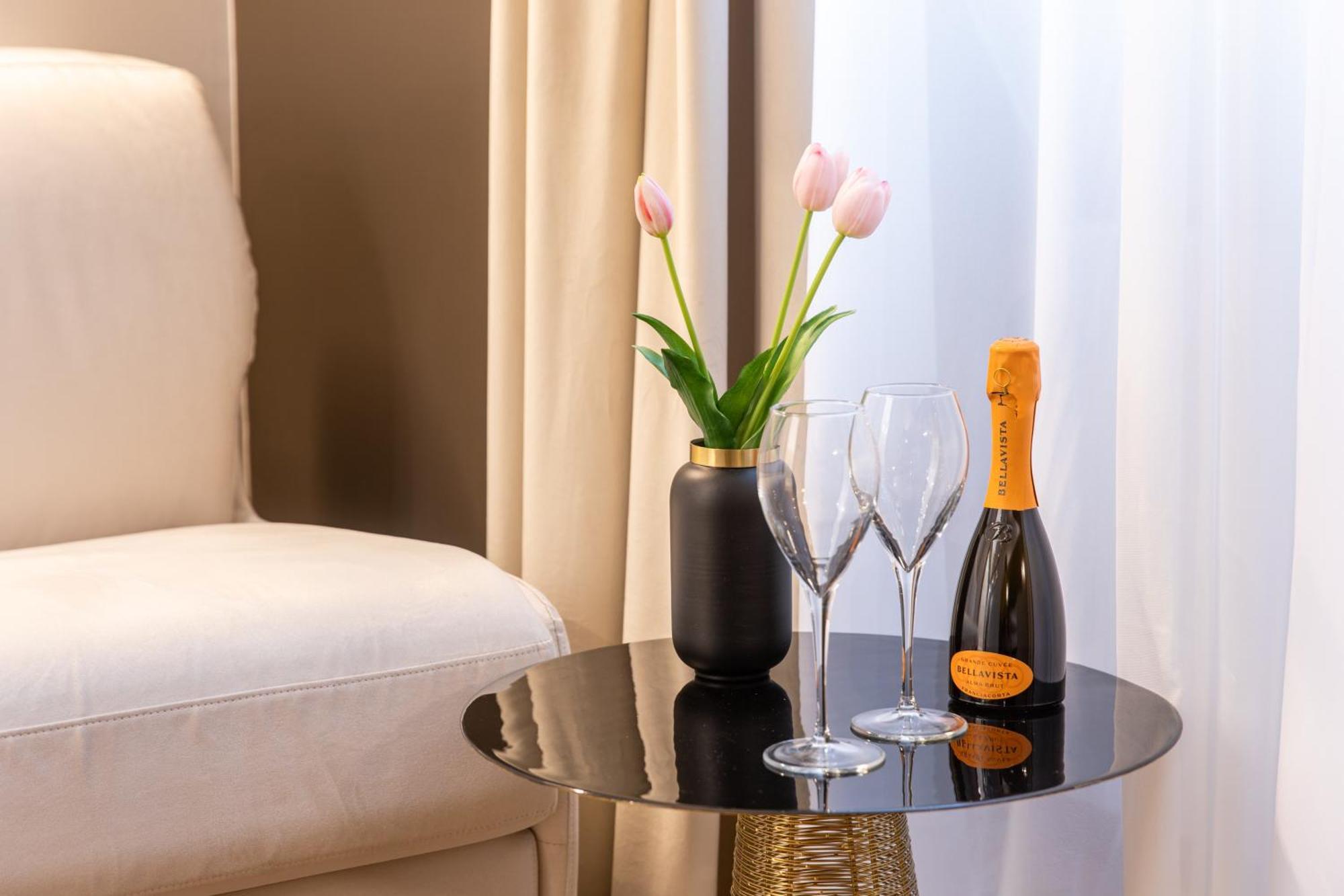 The Dream Suites มิลาน ภายนอก รูปภาพ